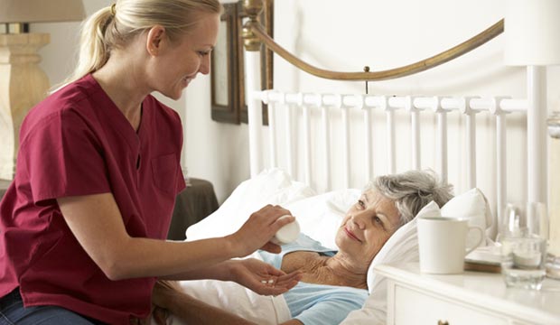Trouver une infirmière pour des actes de soins à domicile à Reims