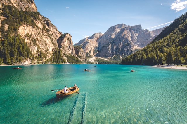 Quels sont les plus beaux lacs du monde à découvrir ?