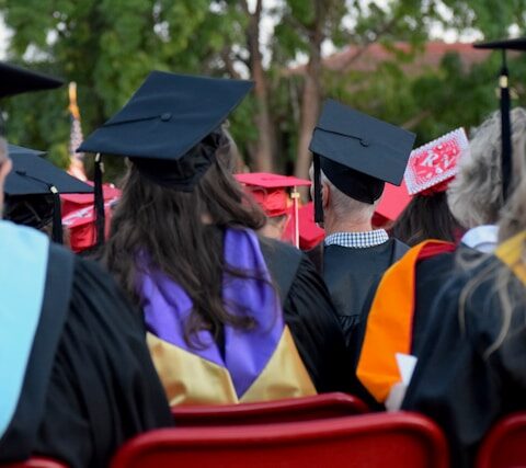prêts étudiants