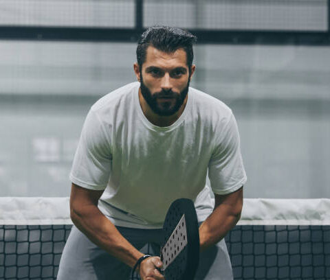 constructeur court de tennis